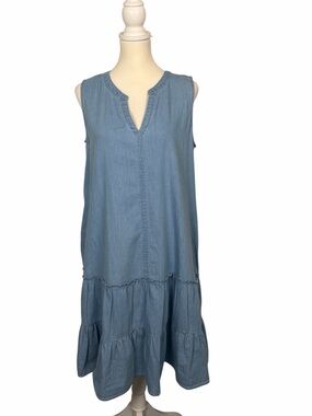 BeachLunchLounge Chambray Tiered Dress Sleeveless Look Cotton Boho Midi Dress